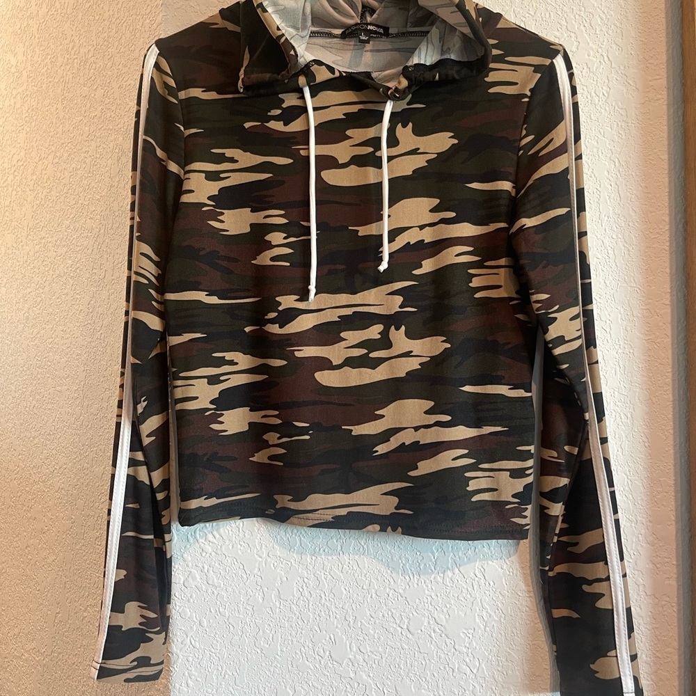 Fashion Nova Hoodie - Picture 3 of 6